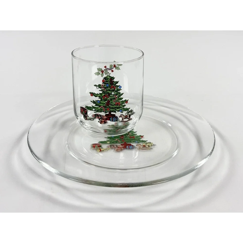 Vintage Arcoroc France Christmas Tree Milk and Cookies for Santa Glass Plate Set